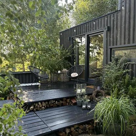 Casa de Férias Totu Tiny House Sauna & Wanna Ogrodowa Dobiesz