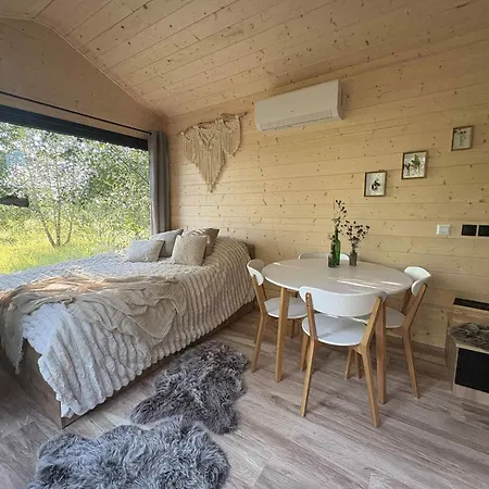 Totu Tiny House Sauna & Wanna Ogrodowa Casa de Férias Dobiesz