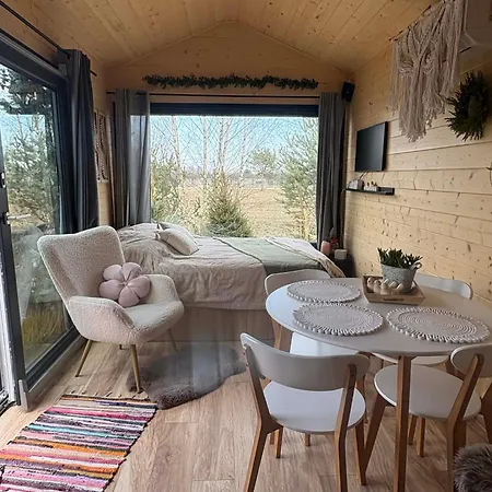 Totu Tiny House Sauna & Wanna Ogrodowa * Dobiesz