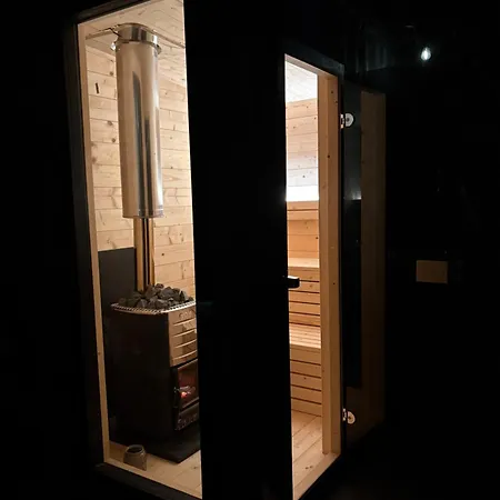 Totu Tiny House Sauna & Wanna Ogrodowa Casa vacanze *